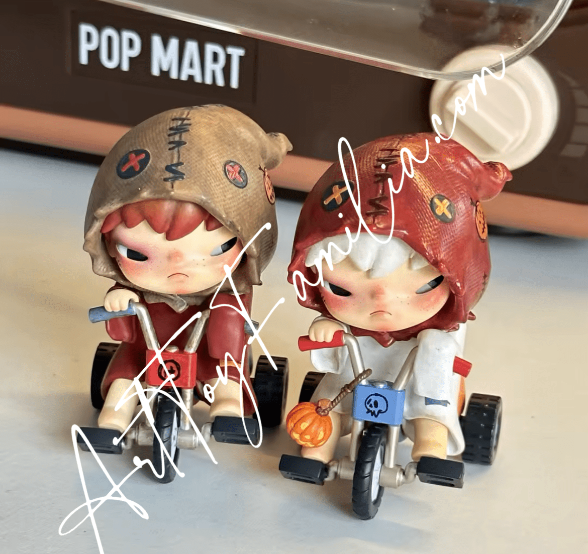 hirono-halloween-figurines-POP MART hirono