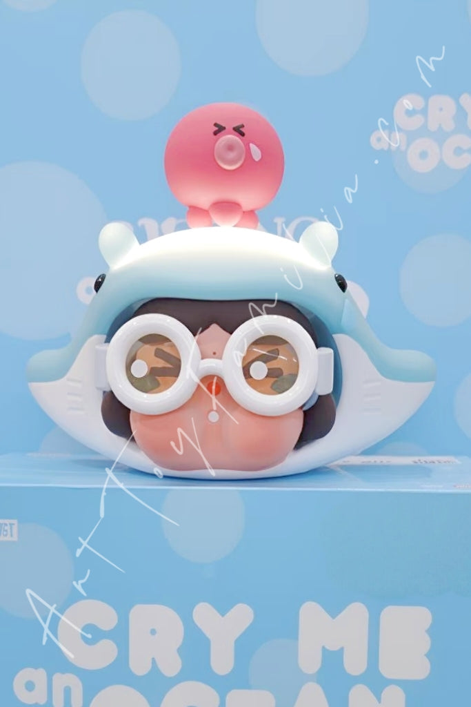 crybaby-cry-me-an-ocean-series-lampPOP Mart Crybaby