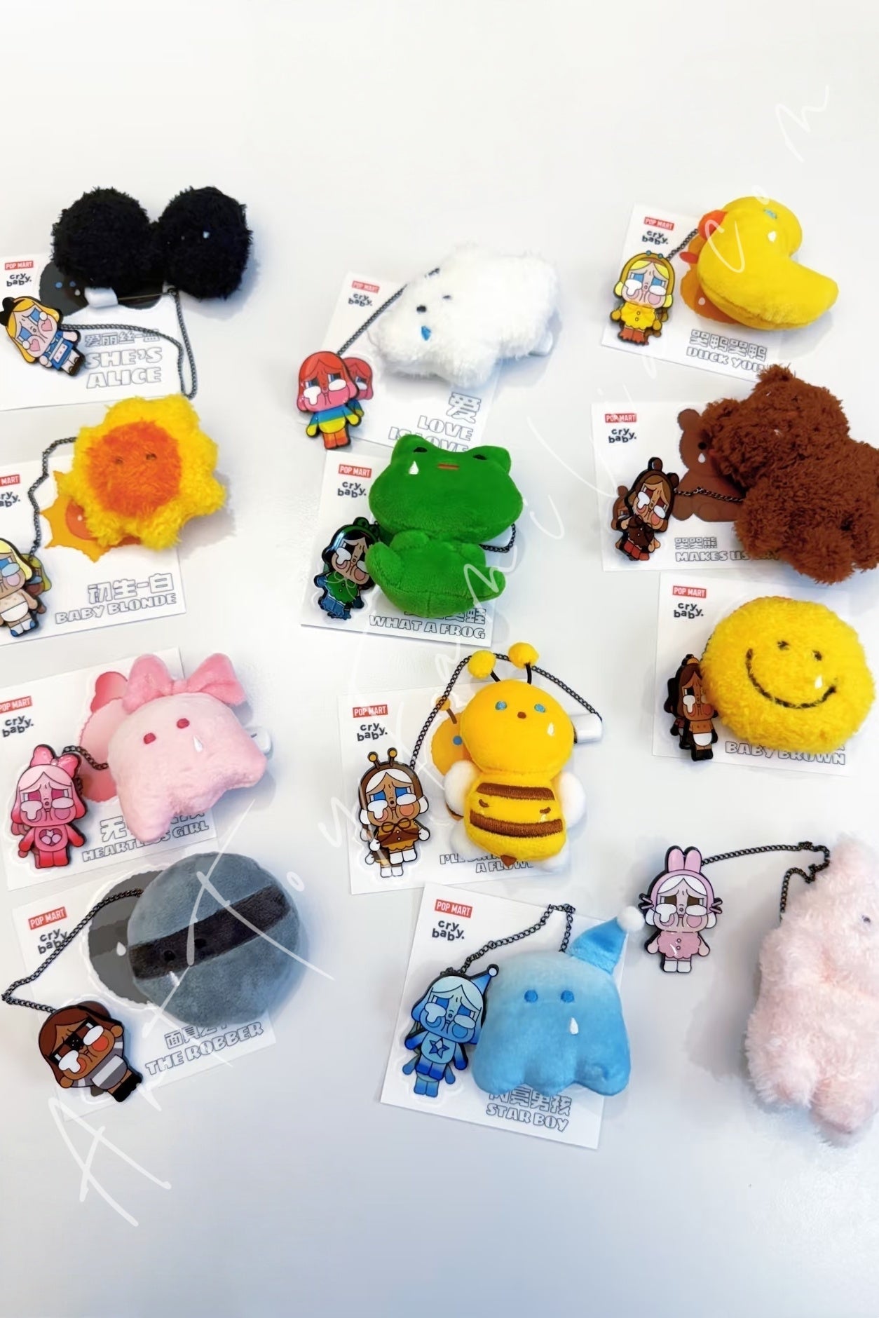 crybaby-crying-again-series-plush-badge-POP Mart Crybaby