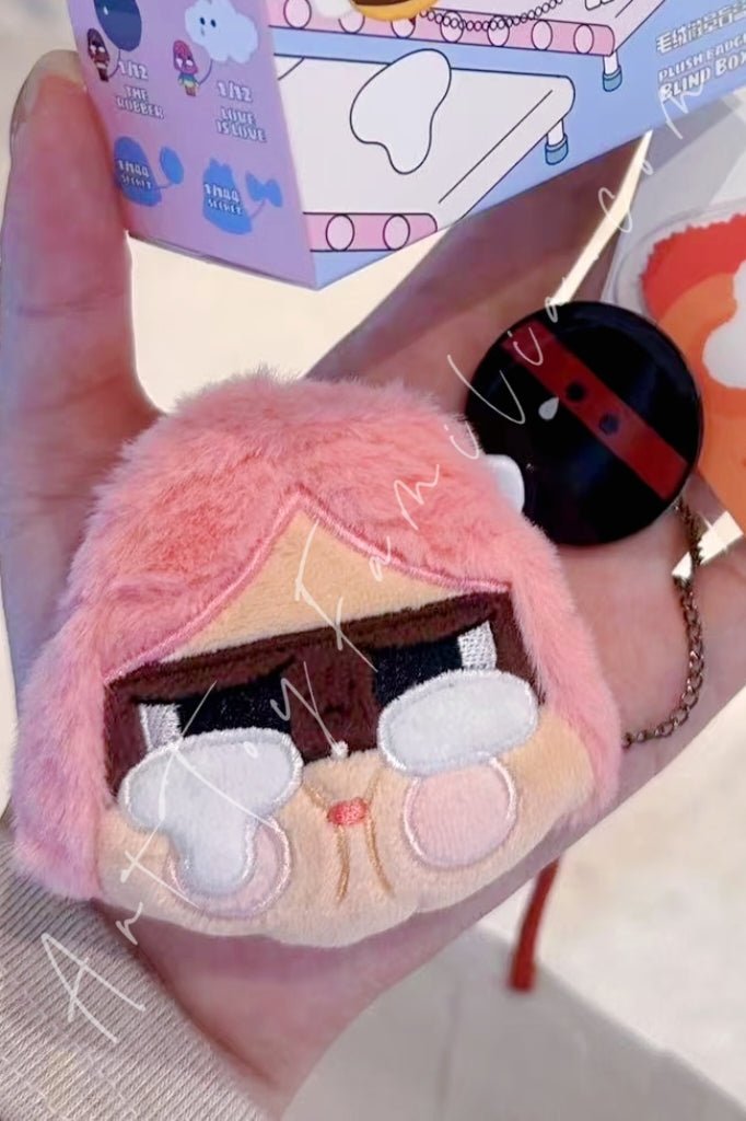 crybaby-crying-again-series-plush-badge-POP Mart Crybaby