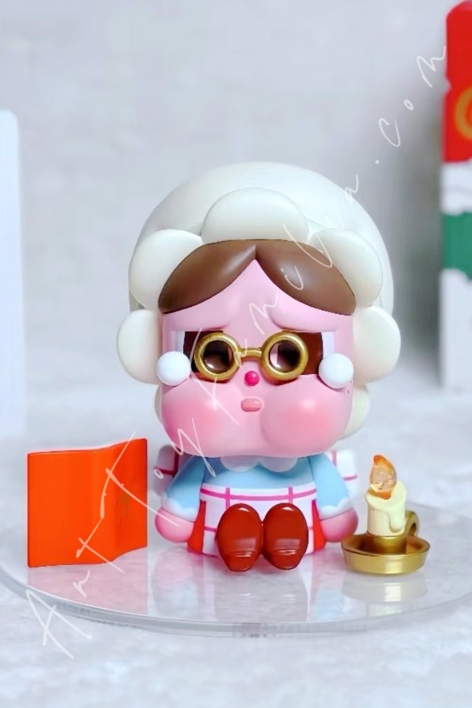 crybaby-lonely-christmas-series-POP Mart Crybaby