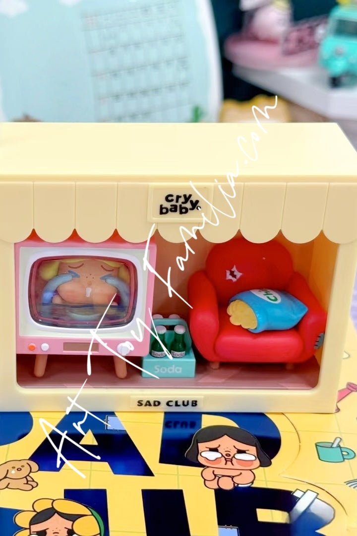 crybaby-secret-vault-crybaby POP Mart Crybaby