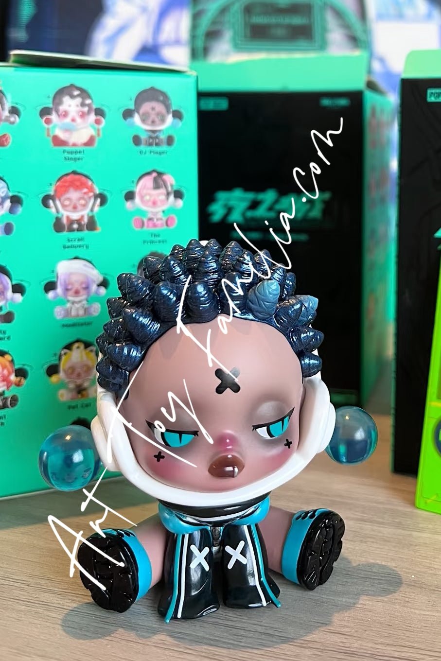 POP MART Skullpanda City Of Night Series
