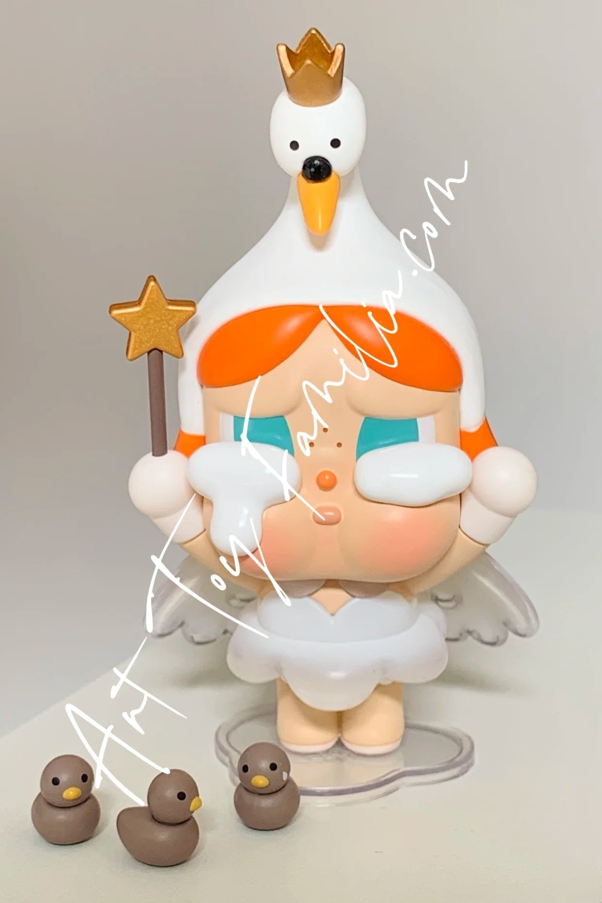crybaby-crying-parade-series-POP Mart Crybaby