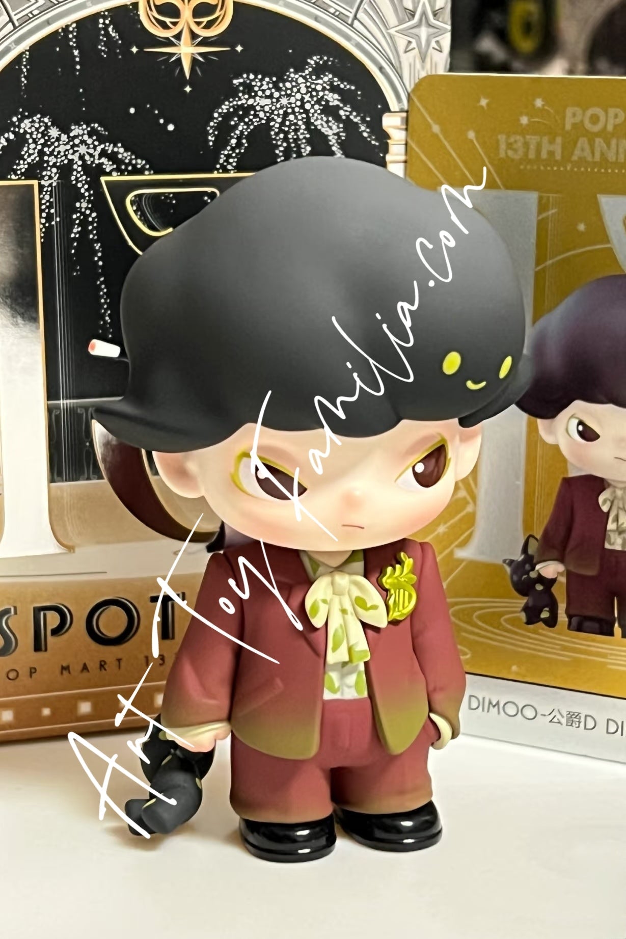 spotlight-pop-mart-13th-anniversary-series-POP MART hirono