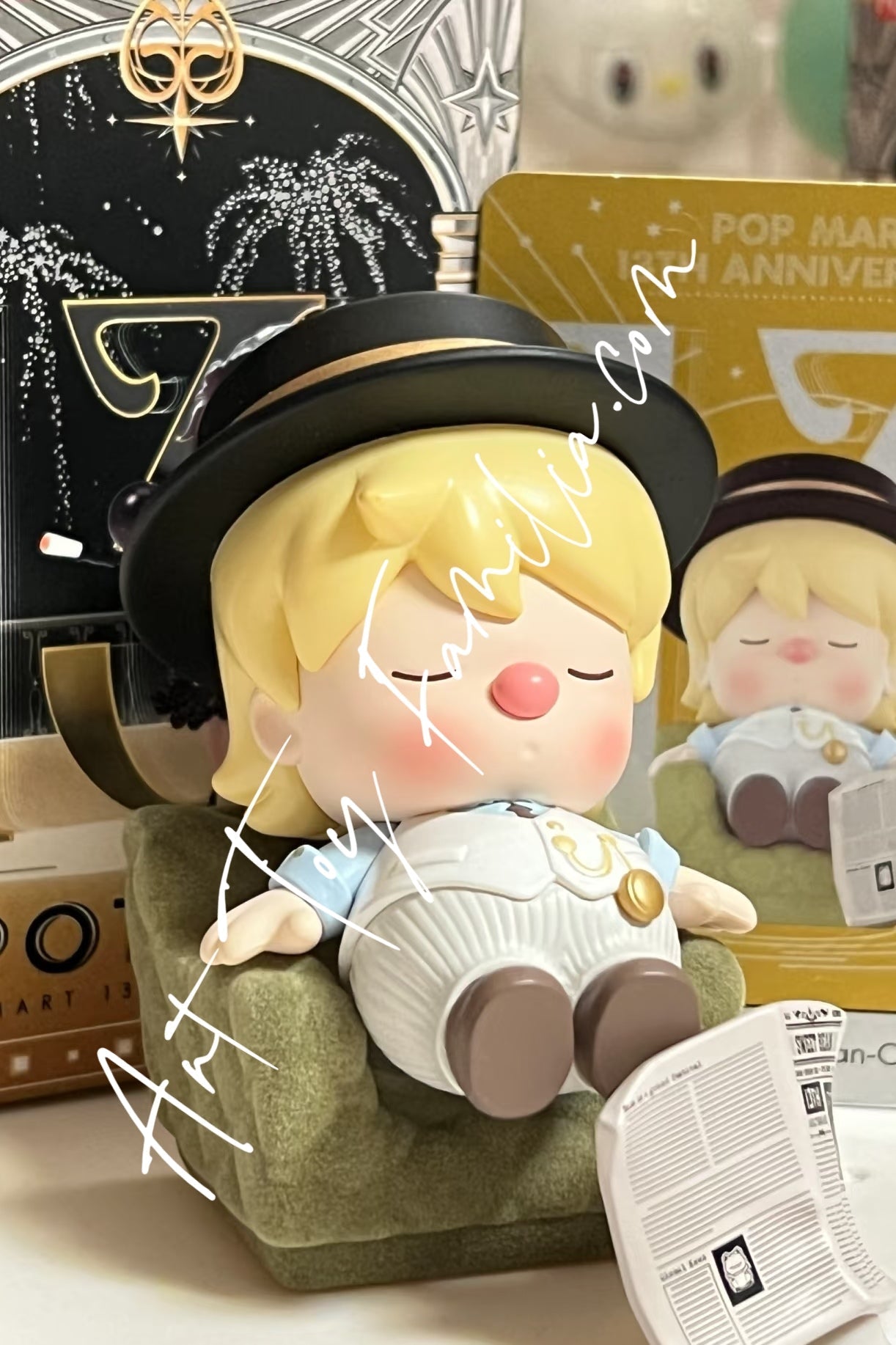 spotlight-pop-mart-13th-anniversary-series-POP MART hirono